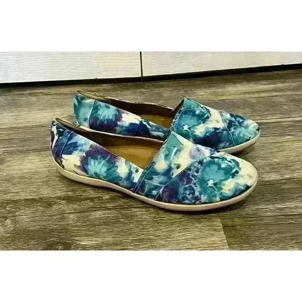 Soft Spots Sz 11 Slip On Flats Amena Watercolor Tie Dye